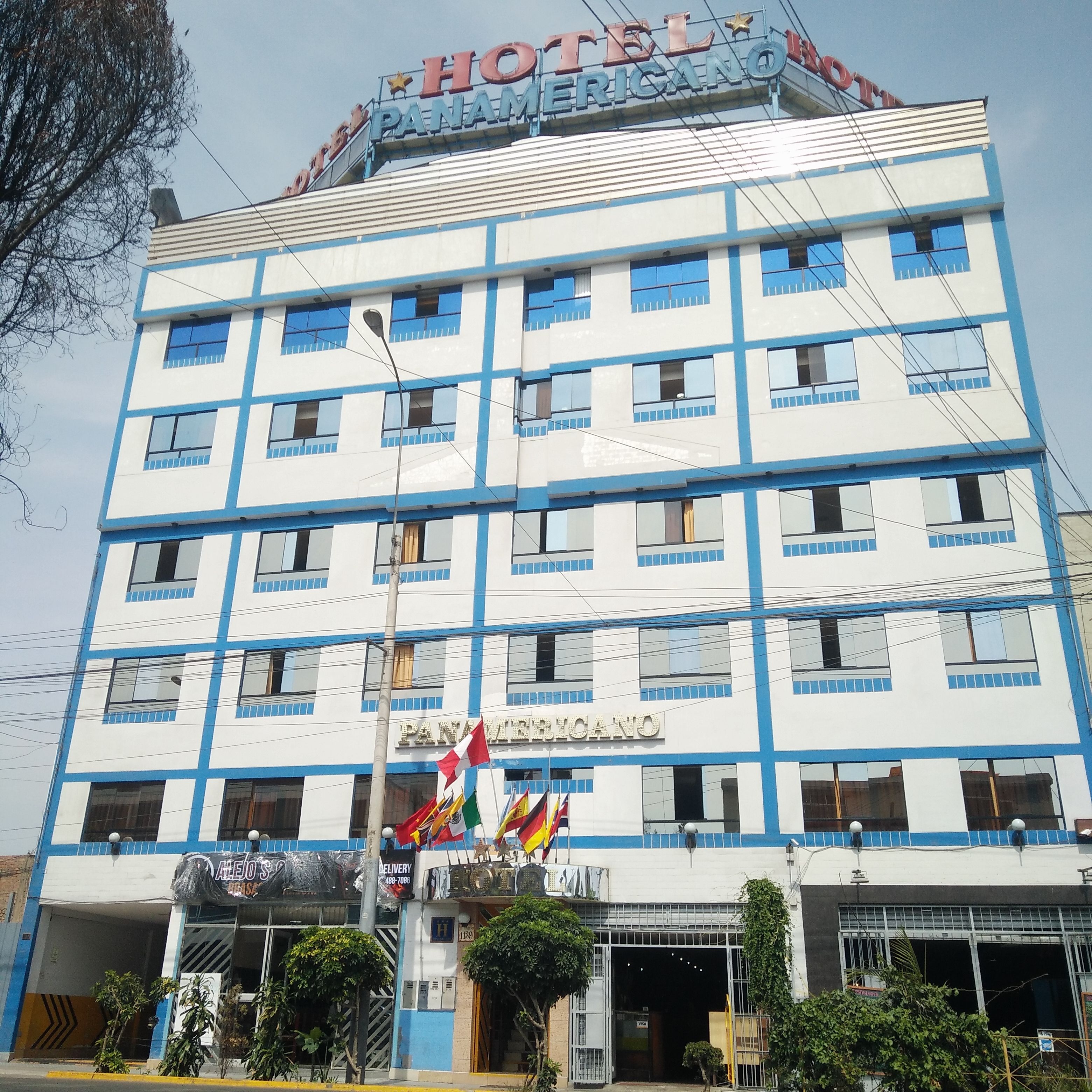 Façana frontal de l'allotjament