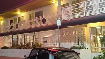 Fachada de la propiedad