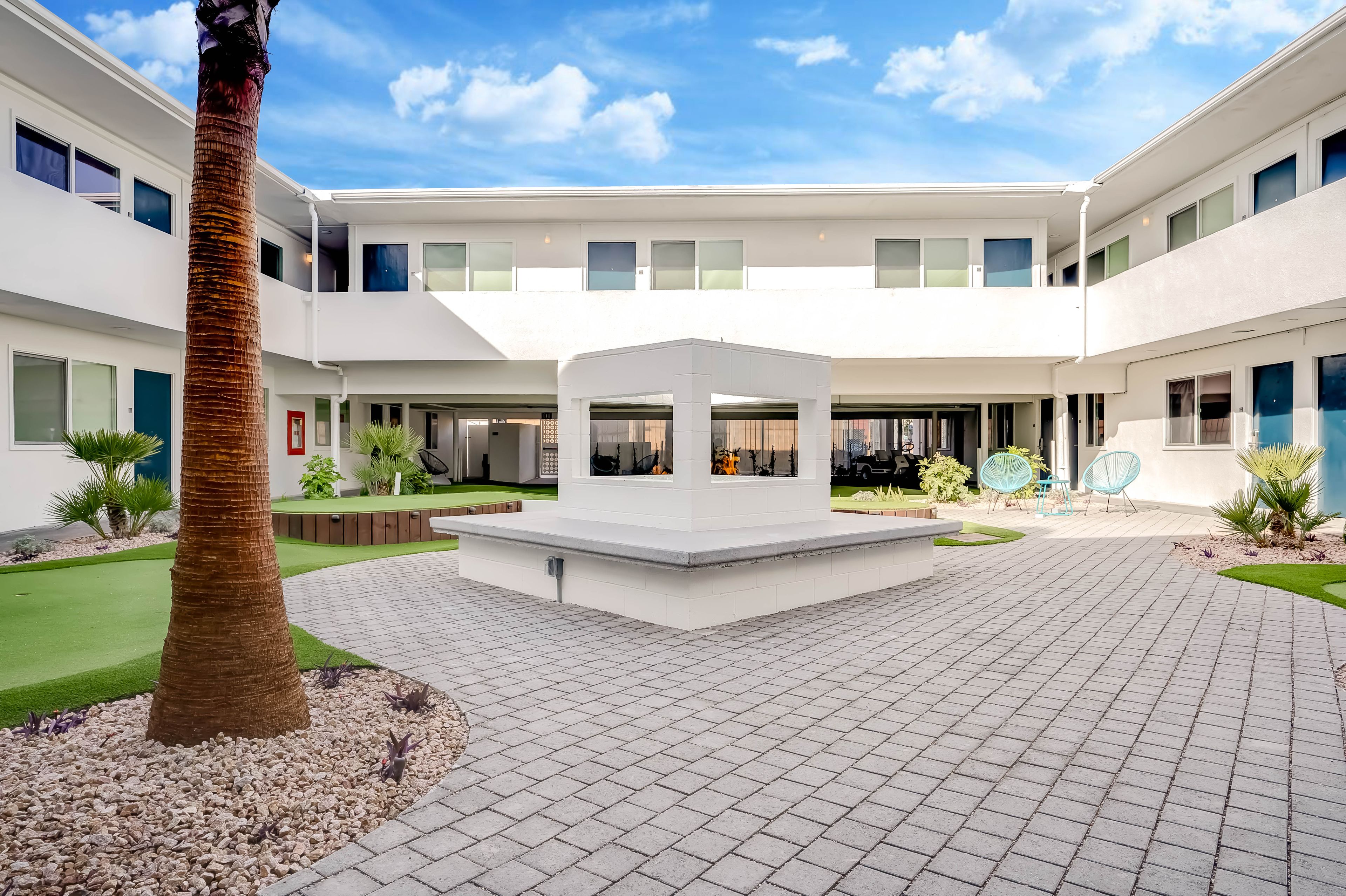 Photo - Downtowner Boutique Hotel