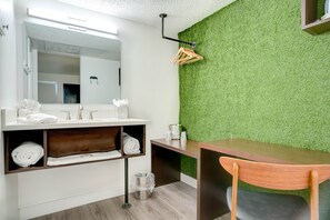 Shower, free toiletries, hair dryer, towels