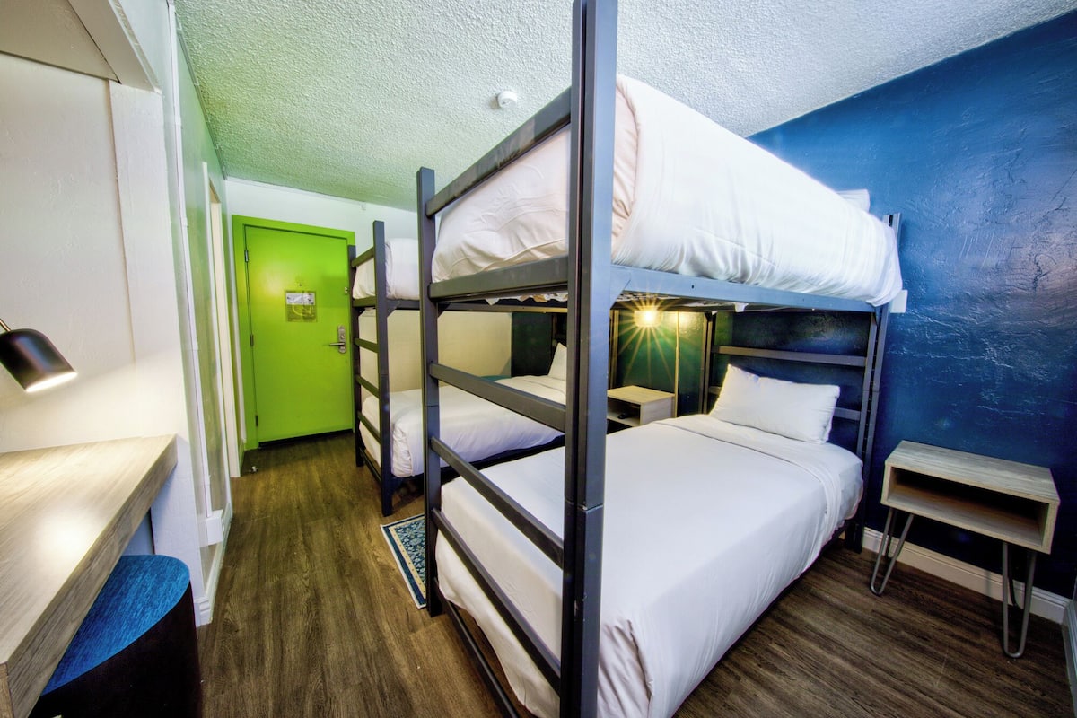 Wylde Bunk Bed | Premium bedding, iron/ironing board, bed sheets, wheelchair access