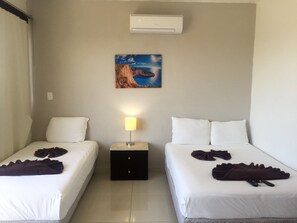 Estandar Triple Sin Balcón