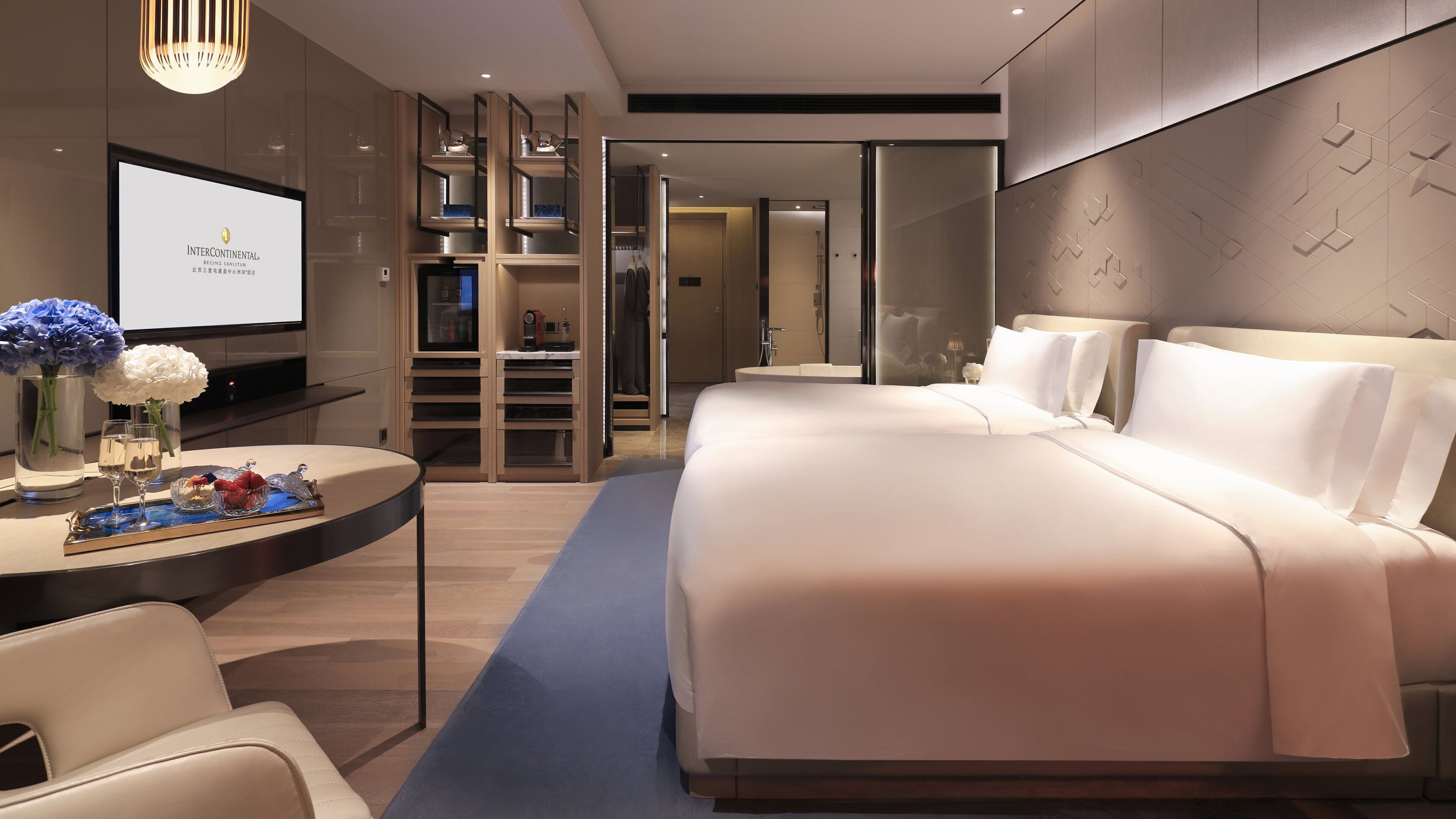 Premium bedding, free minibar items, in-room safe, desk