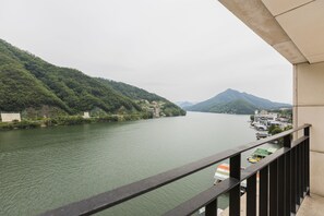 Lake - Dolgorae Resort (Gapyeong)