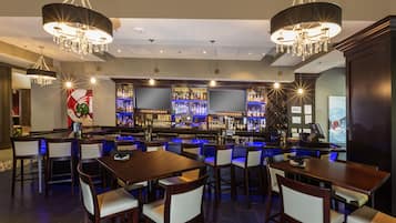 Cocktail bar