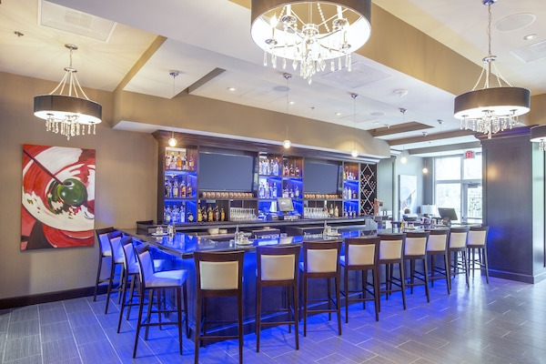 Cocktail bar