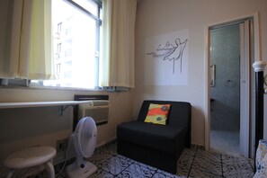 Standard Studio | Living area | Flat-screen TV