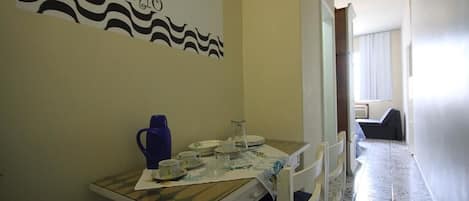 Estúdio standard | Opções para refeição no quarto