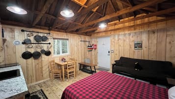 Classic Cabin, Multiple Beds, Kitchen, Ground Floor