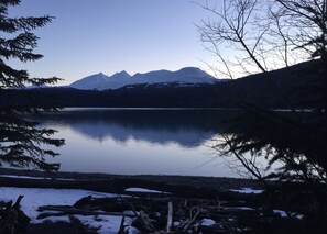 On the beach - Renfro's Lakeside Retreat - Cabin's and R.V. Park (Seward)