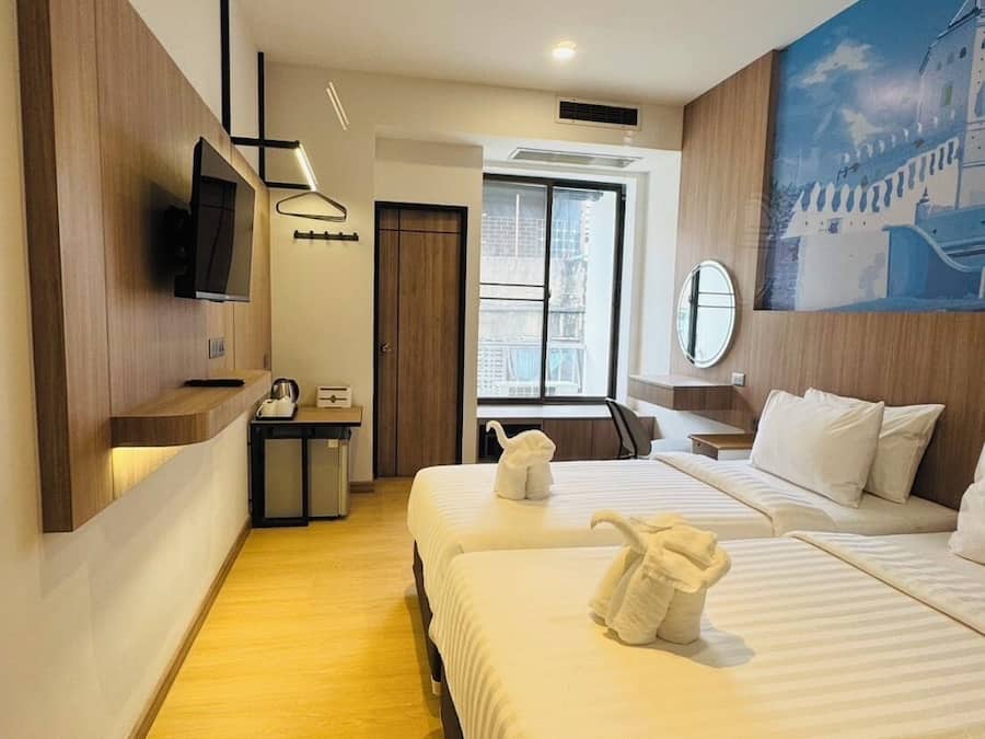 In-room safe, blackout drapes, cribs/infant beds, rollaway beds