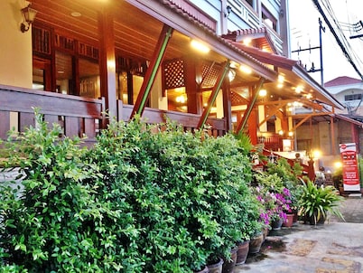 Riverfront Hotel Mukdahan