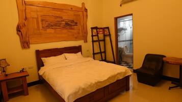 Minibar, soundproofing, free WiFi, bed sheets
