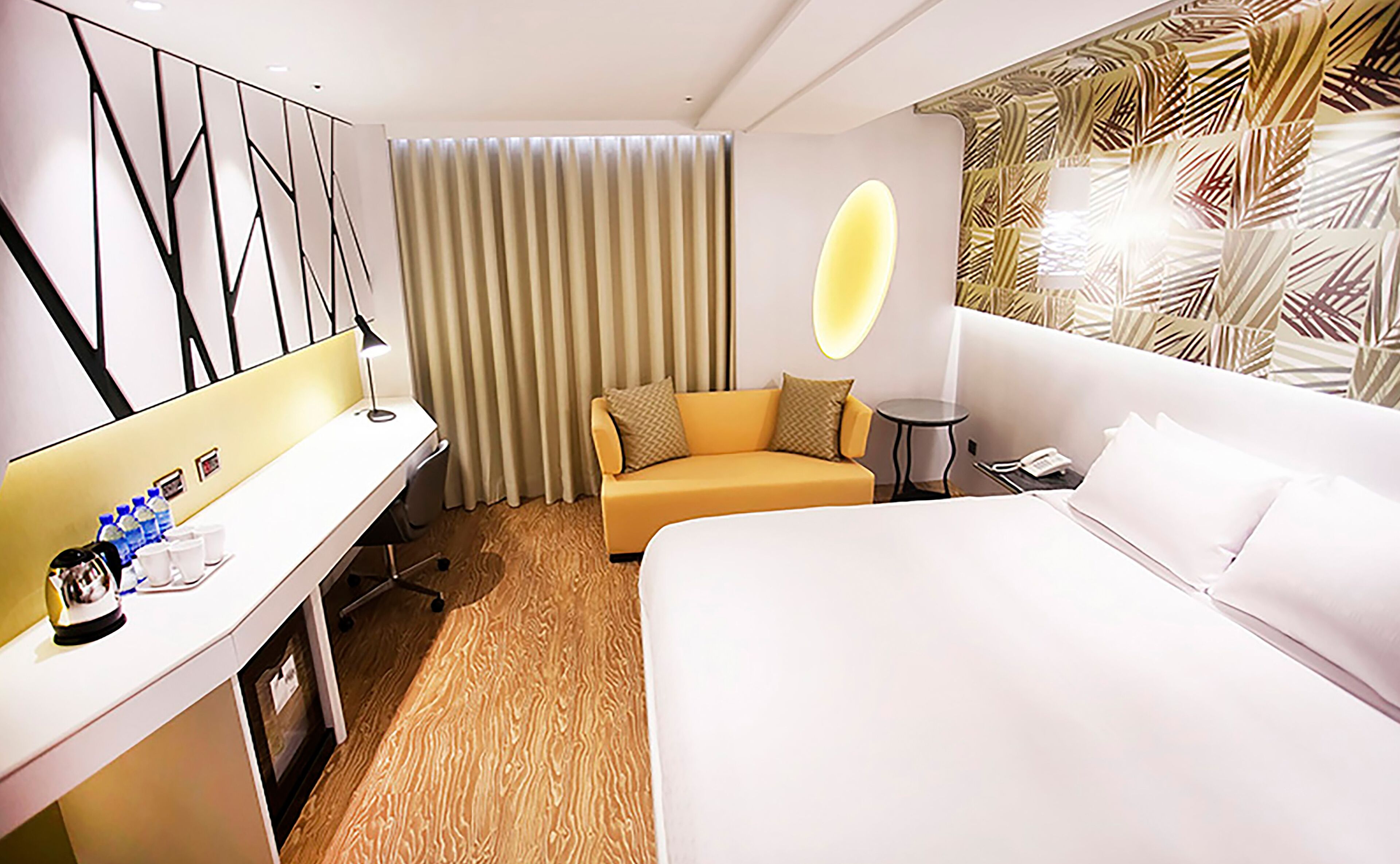 superior quadruple room | in-room safe, desk, free wifi, bed sheets