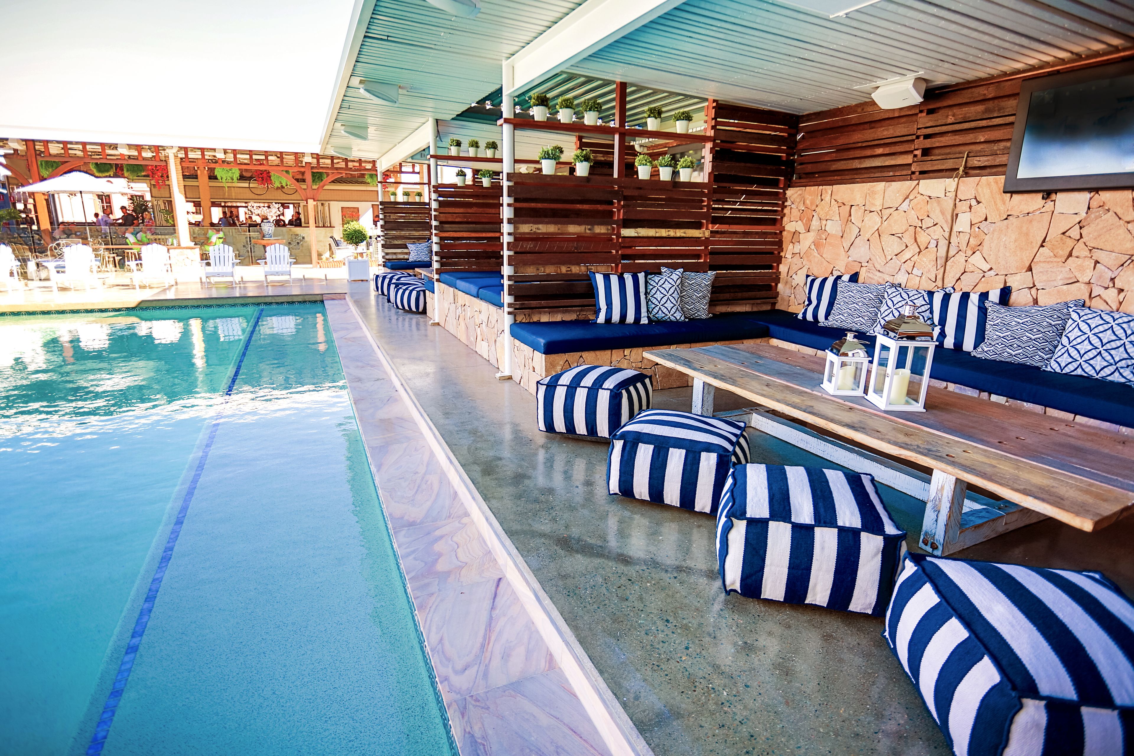 outdoor pool, free pool cabanas, pool umbrellas