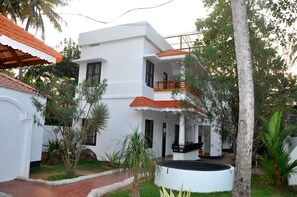 Premium Double Room, 1 Bedroom | Property entrance