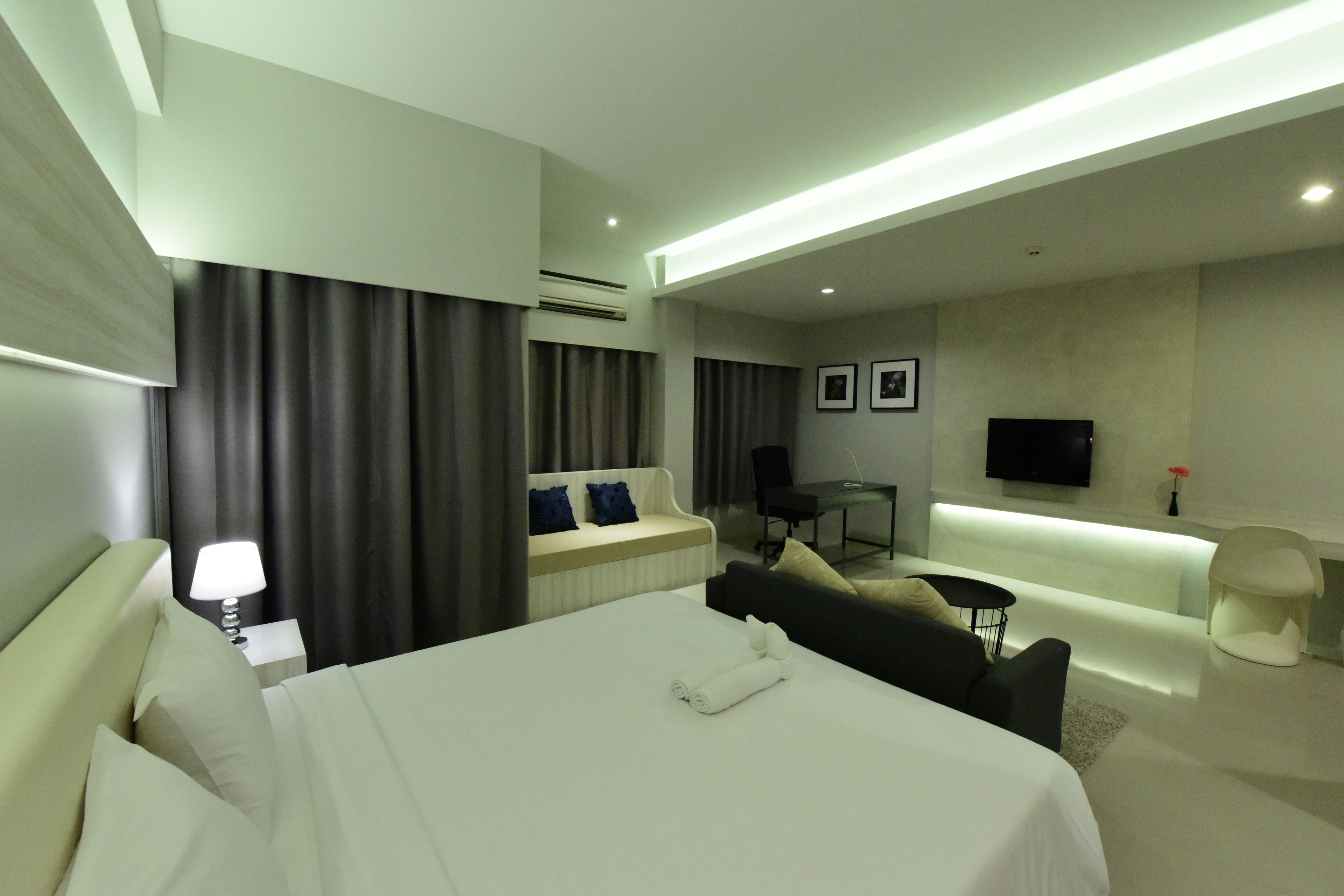 deluxe room, balcony | 1 bedroom, desk, free wifi, bed sheets