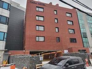 Front of property - Tara Hotel (Seoul)