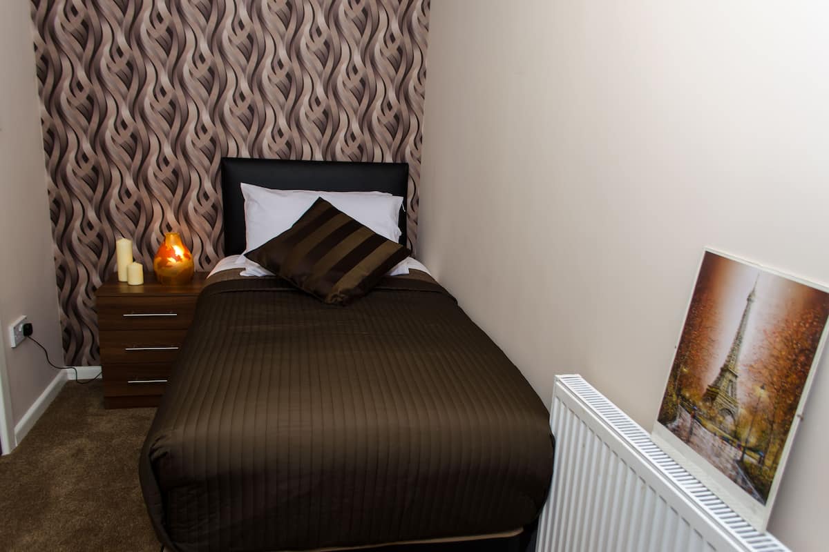 Standard Single Room, 1 Twin Bed, Non Smoking, Ensuite | Free WiFi, bed sheets