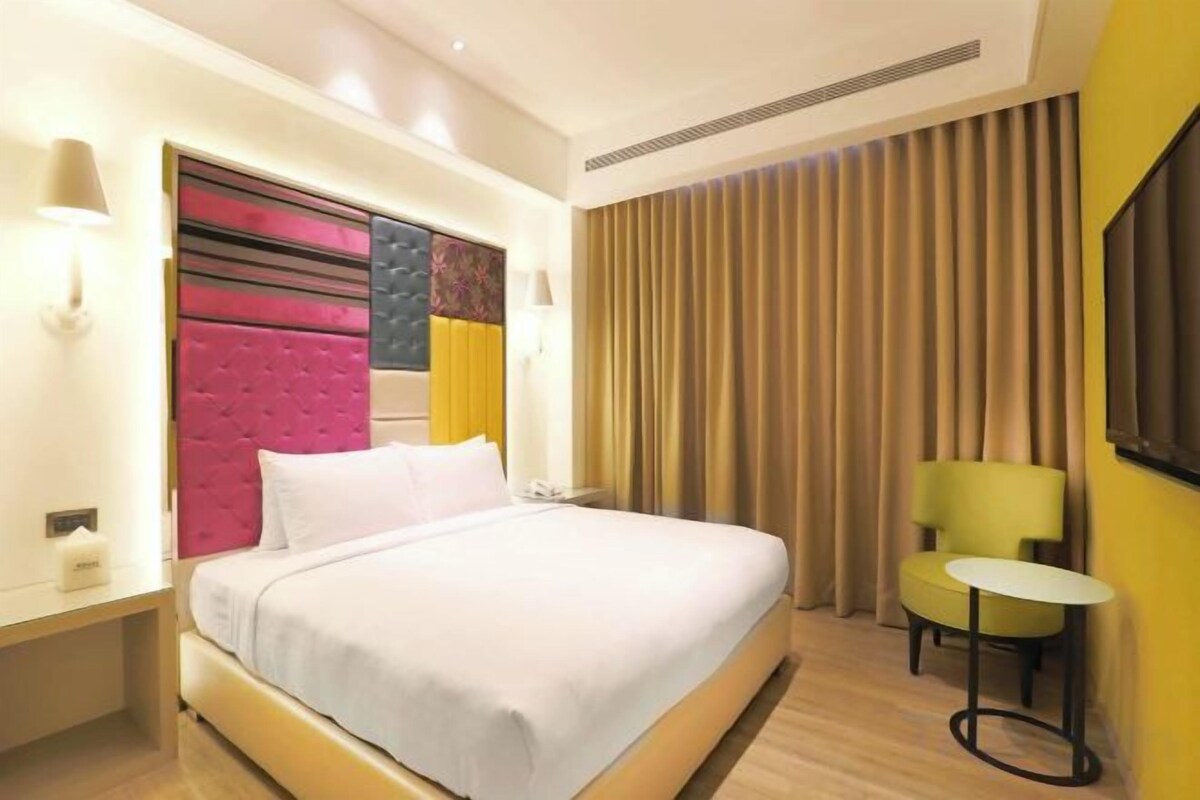 In-room safe, desk, iron/ironing board (on request), free WiFi