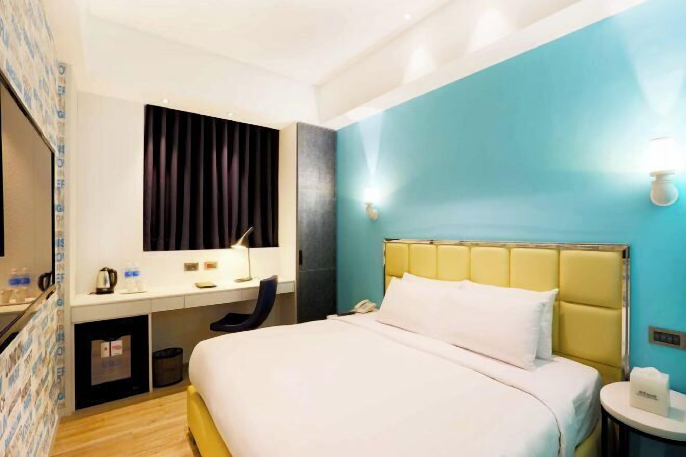 客房內保險箱、書桌、熨斗/熨衣板、免費無線上網