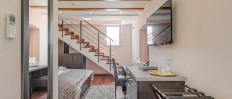 Premium bedding, minibar, in-room safe, desk