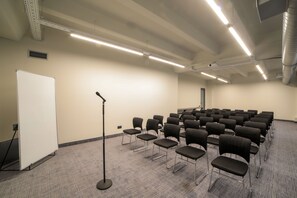 Meeting facility - Elysium Gallery Hotel (Yerevan)