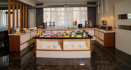 Elysium Gallery Hotel