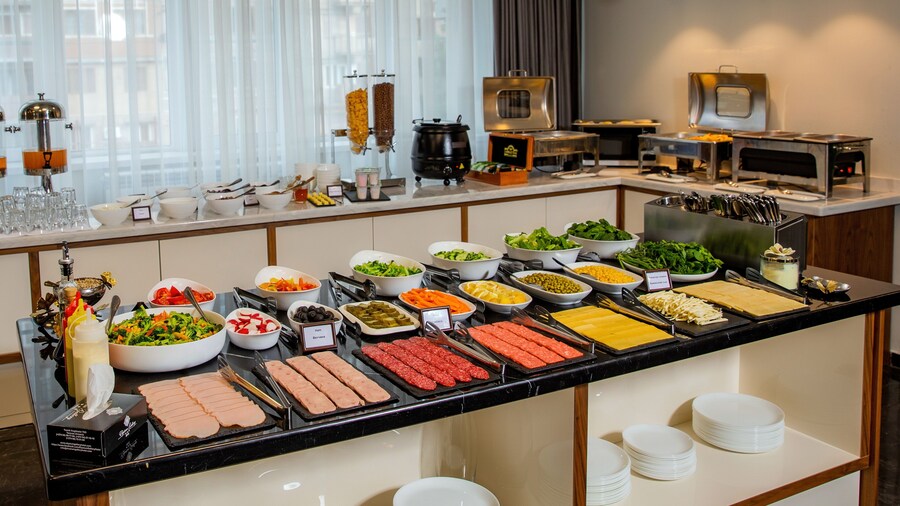 Elysium Gallery Hotel