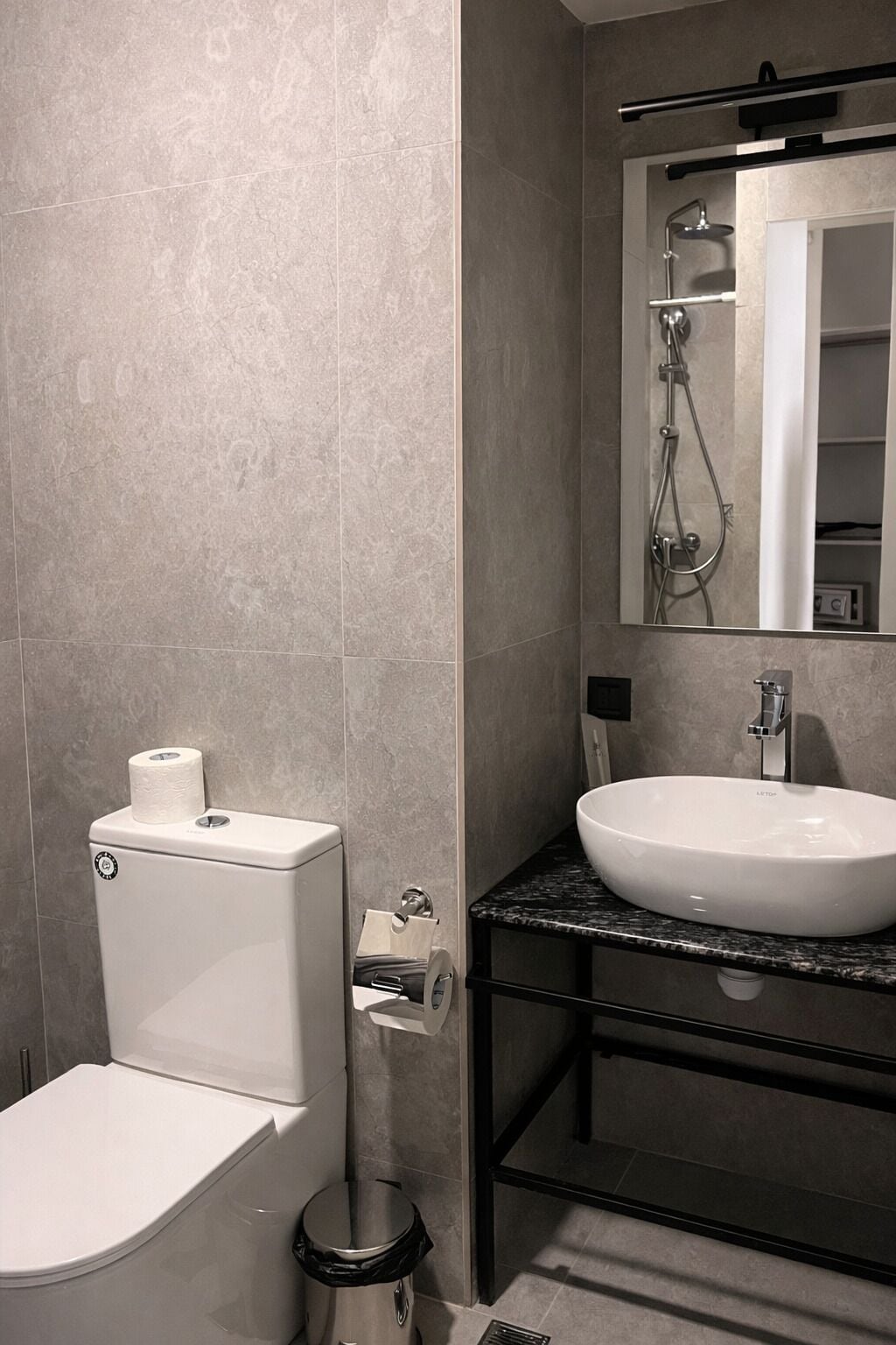 Photo - Elysium Gallery Hotel