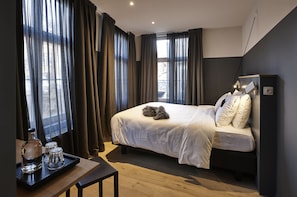 Superior Double Room, Canal View