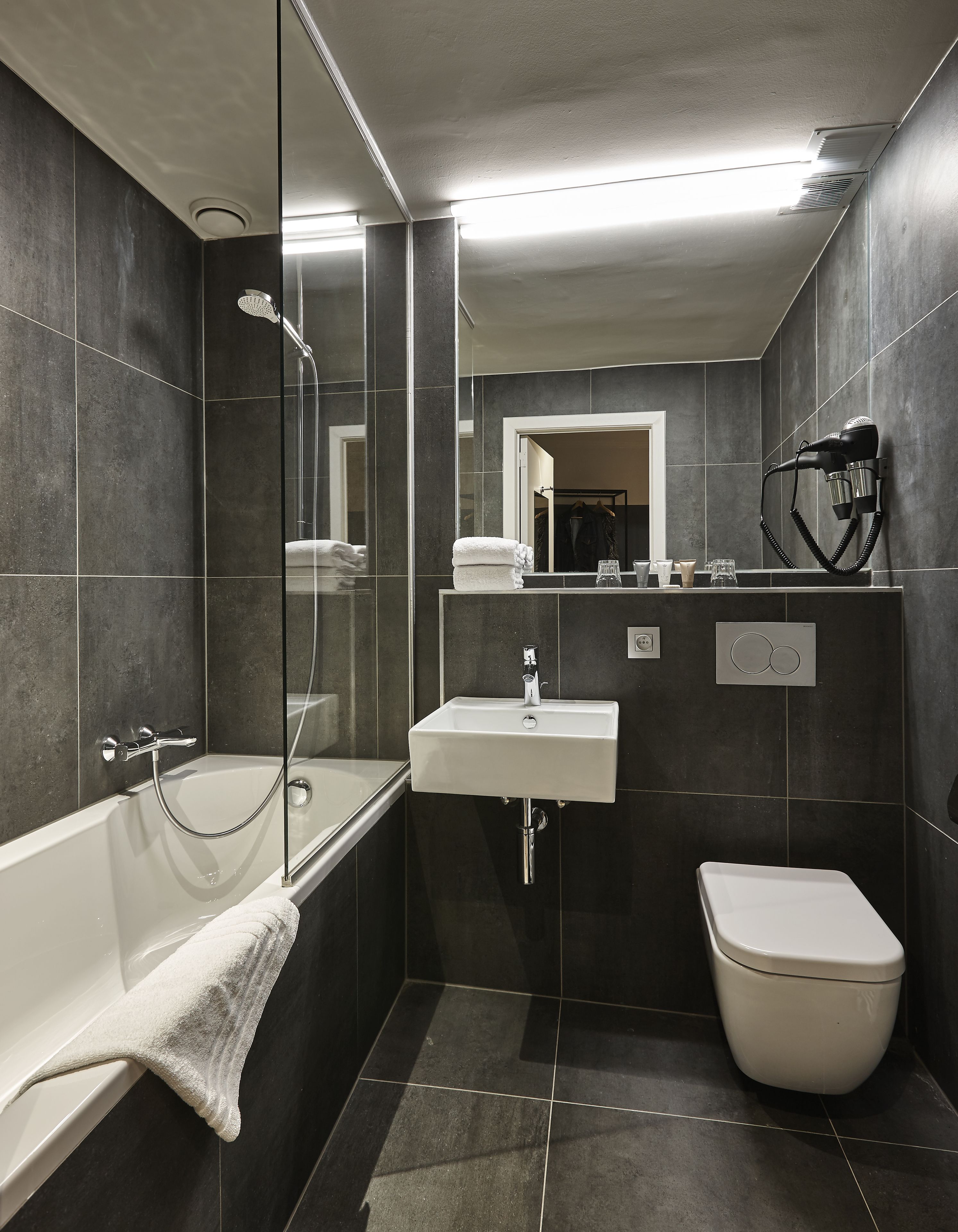 superior double room, canal view | in-room safe, desk, cots/infant beds, rollaway beds