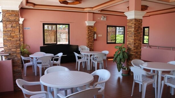 Dining - M.N. Boracay Lodge Inn (Boracay Island)