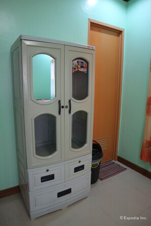 Deluxe Room, 2 Double Beds | Room amenity - M.N. Boracay Lodge Inn (Boracay Island)