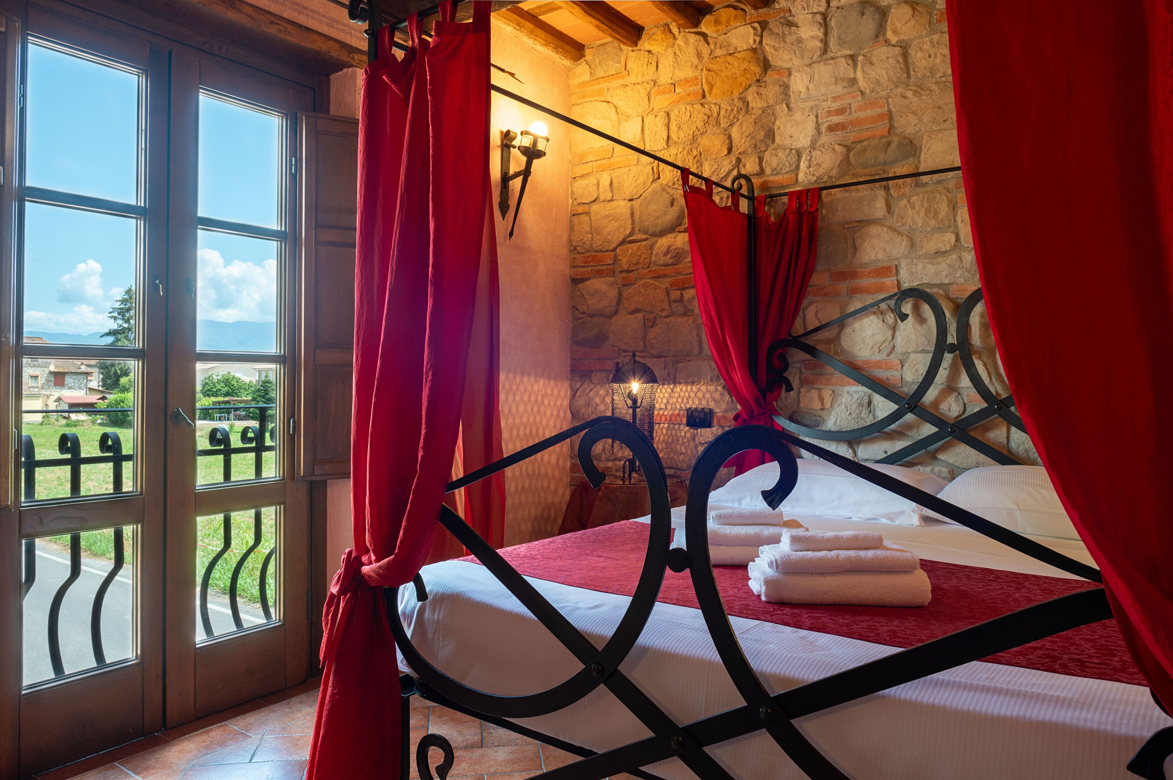 Classic Double Room | Minibar, in-room safe, free WiFi