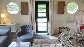 Deluxe-feriehus - 1 kingsize-seng - handicapvenligt - boblebad | Premium-sengetøj, individuelt design, individuel indretning