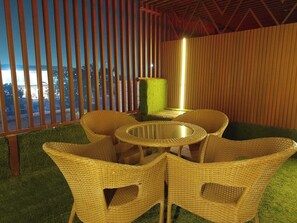 Premium Room | Balcony - Airport Hotel (New Delhi)
