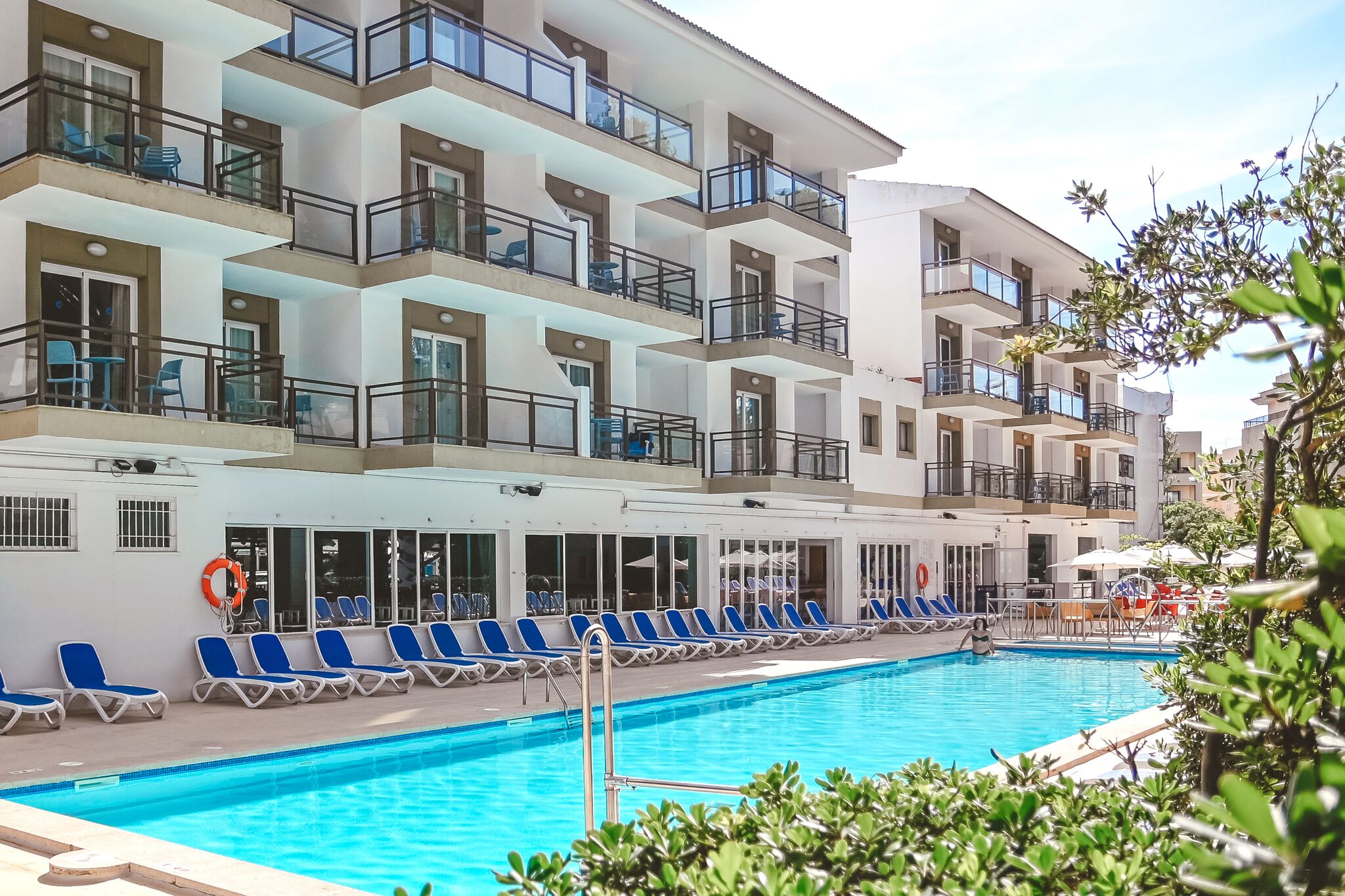 Indoor pool, outdoor pool, pool umbrellas, sun loungers