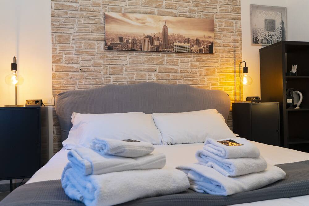 Salotto Piramide B&B