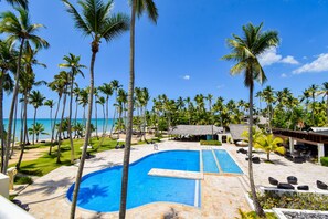 Exterior - Cosón Bay (Las Terrenas)