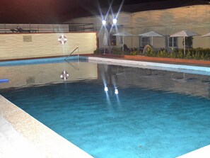 Indoor pool, outdoor pool