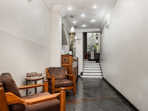 Khu sảnh