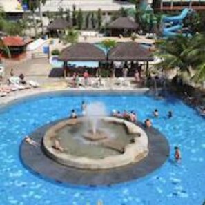 10 outdoor pools, pool umbrellas, pool loungers