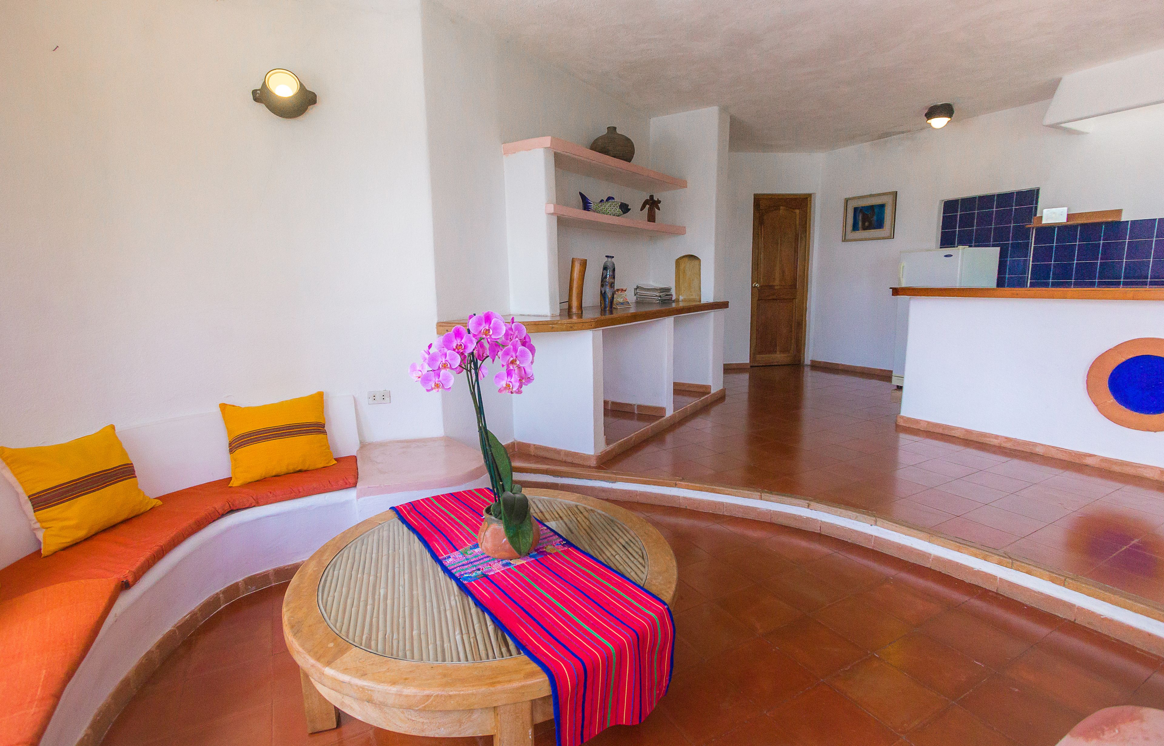 premium suite, 1 king bed, lake view | private kitchen