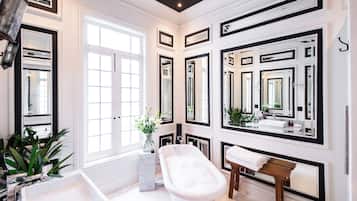 Moon Suite | Bathroom | Separate bathtub and shower, rainfall showerhead, designer toiletries