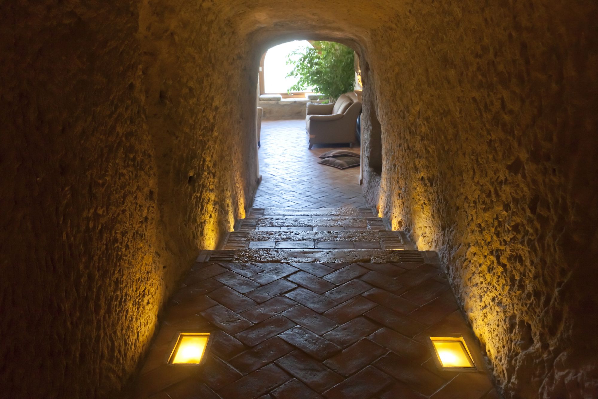 Luxury Suite, 1 Queen Bed, Jetted Tub, Valley View (100-300 meters from check-in location) | Hallway