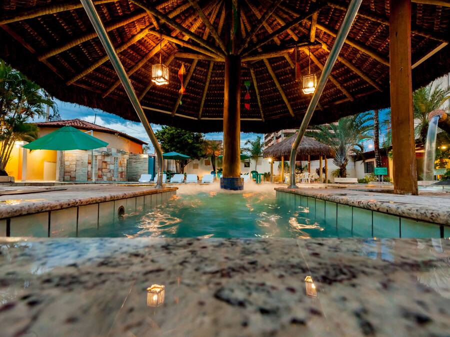 5 outdoor pools, pool umbrellas, pool loungers