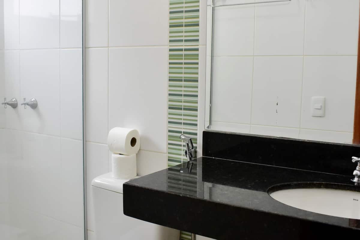 standard double room | bathroom | shower, free toiletries, towels, soap
