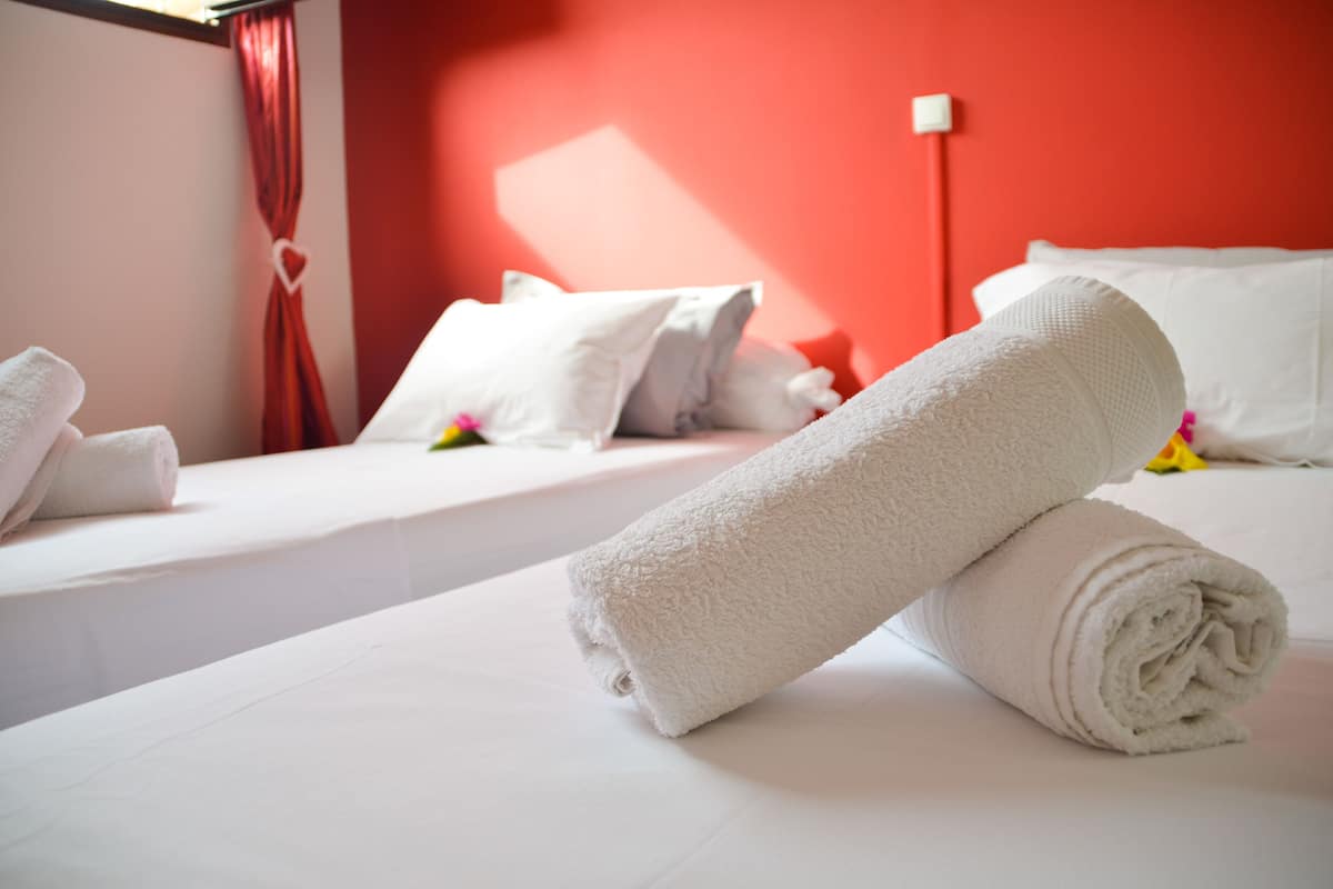 superior room | individually furnished, free wifi, bed sheets