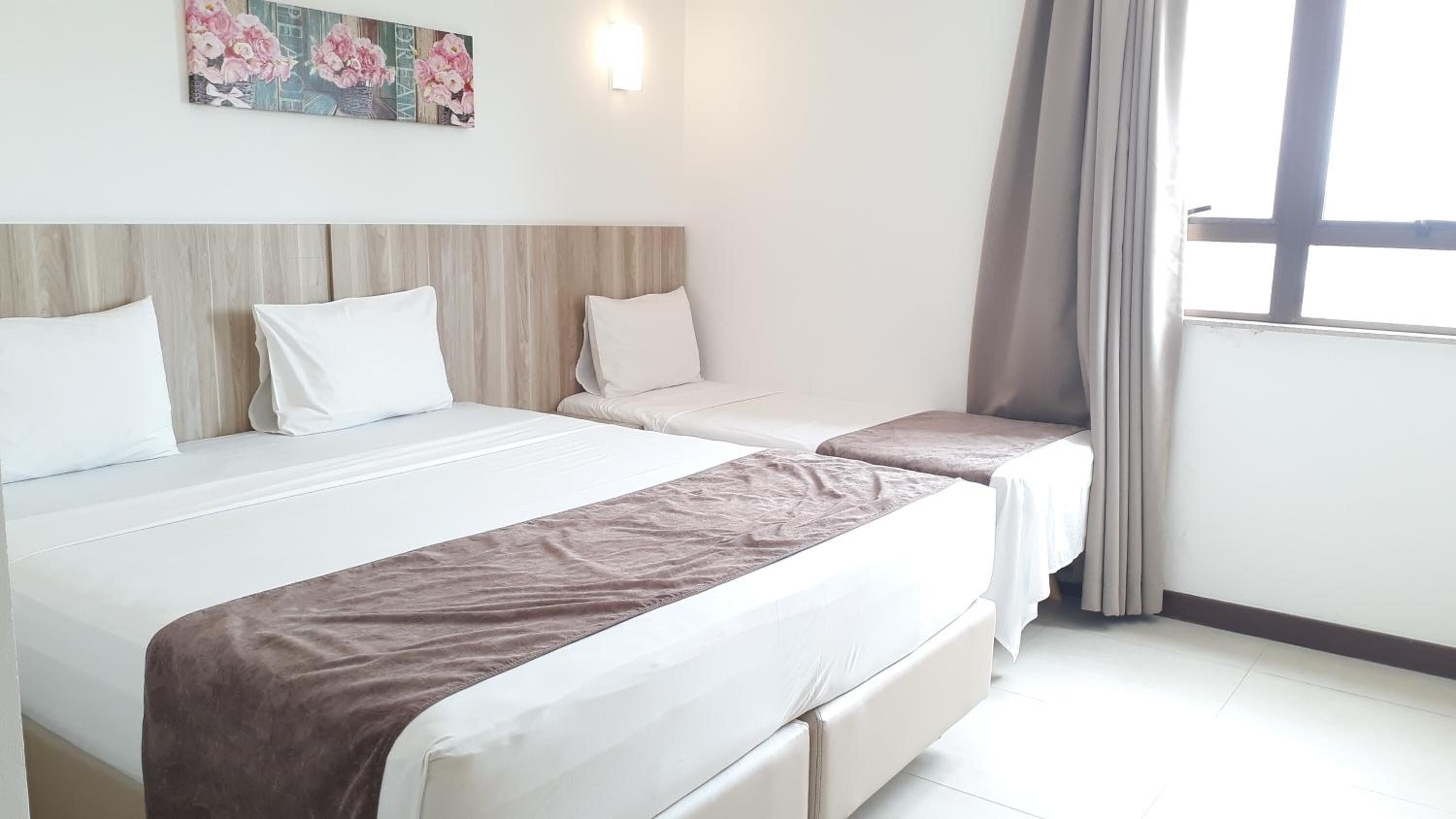 minibar, desk, laptop workspace, soundproofing